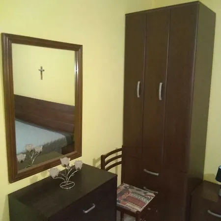 Apartment Leoni *